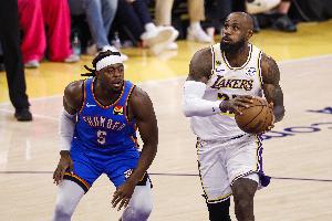 NBA老鹰vs凯尔特人_NBA老鹰vs凯尔特人在线观看_免费看直播
