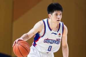 极速乔达路普市vs曼都拉jrs直播_极速乔达路普市vs曼都拉jrs直播在线观看_免费看直播