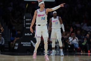 今日WNBA芝加哥天空vs拉斯维加斯王牌比赛回放_今日WNBA芝加哥天空vs拉斯维加斯王牌比赛回放在线观看_免费看直播