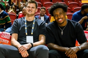 免费NBA快船vs爵士直播_免费NBA快船vs爵士直播在线观看_免费看直播